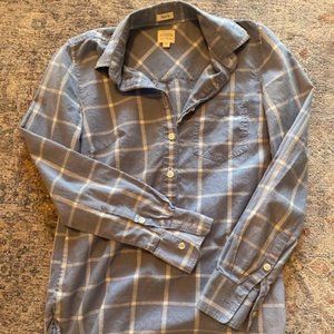 J. Crew Women's Perfect Fit Pullover Button Up